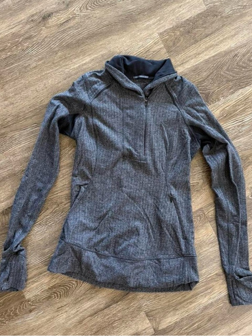 Lululemon Think Fast Pullover - Picture 5 of 8